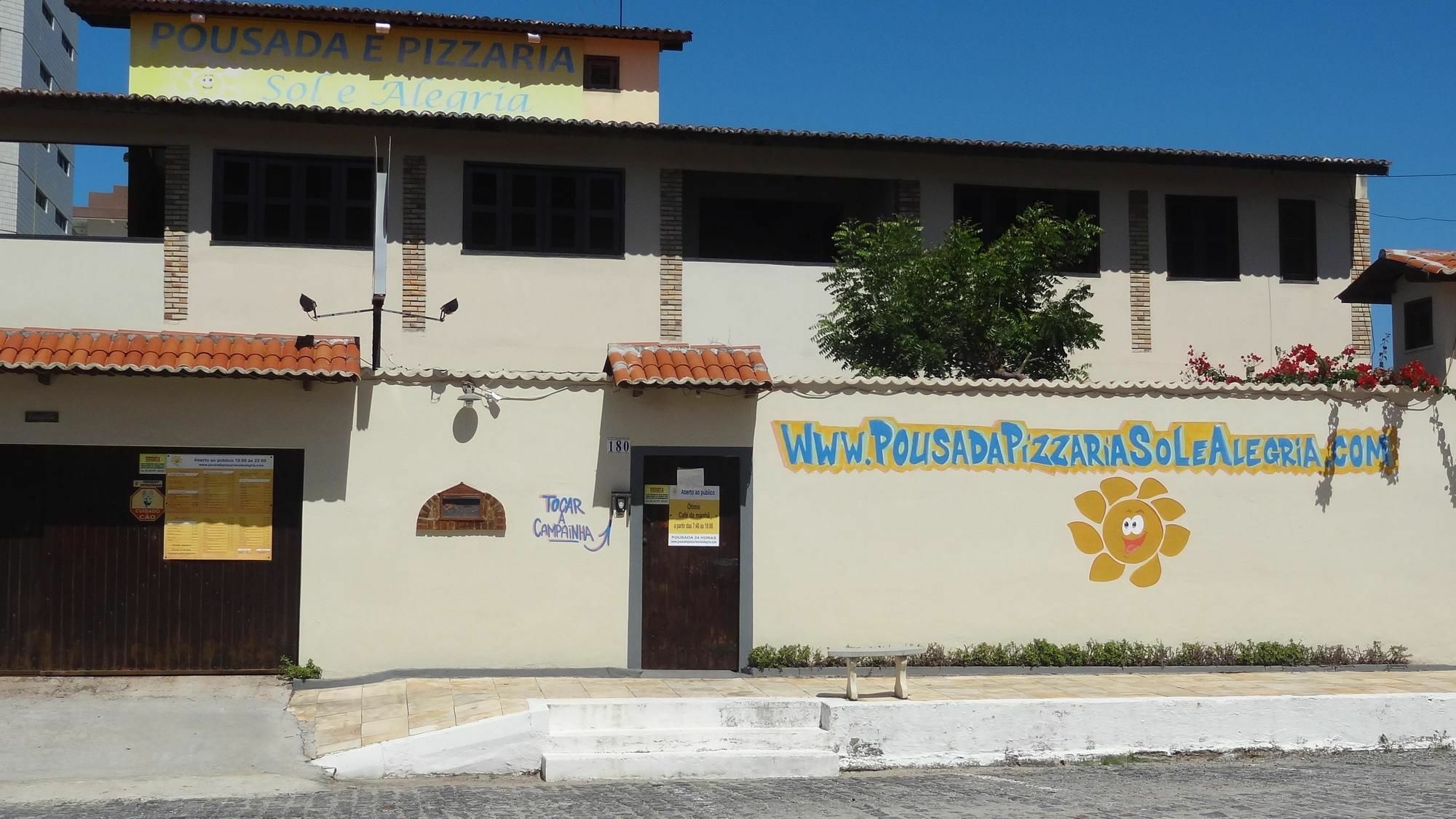 Pousada E Pizzaria Sol E Alegria フォルタレザ エクステリア 写真